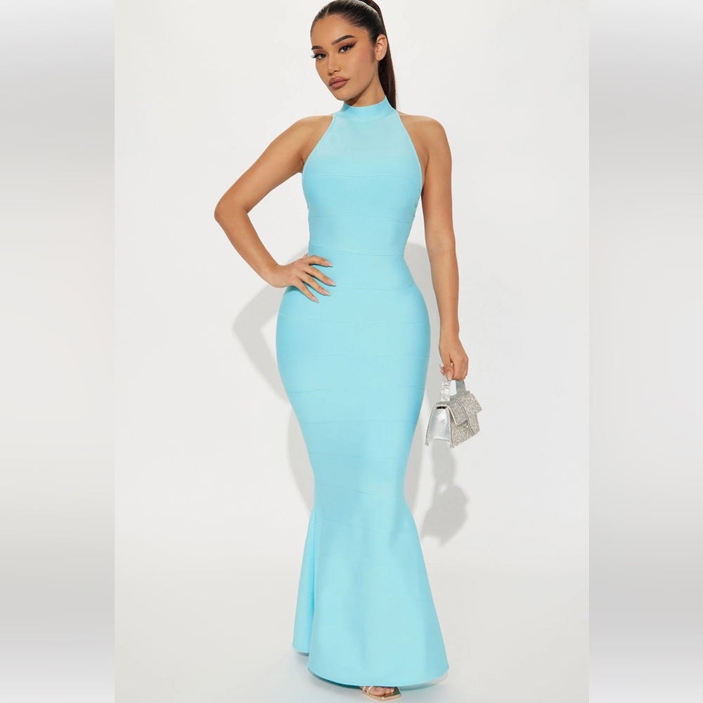 🆕 Aviva Bandage Halter Maxi Dress Aqual